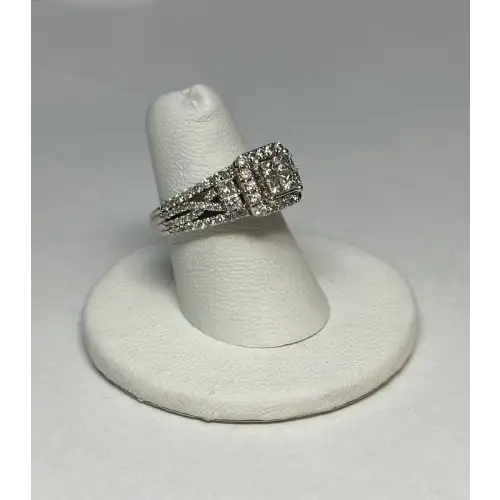 14K White Gold Diamond Cluster Ring - B6-1D