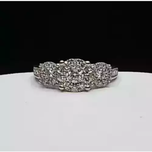 14K White Gold Elegant Diamond Halo Ring – .94 CTW, Size 7 - B5-6 (5)