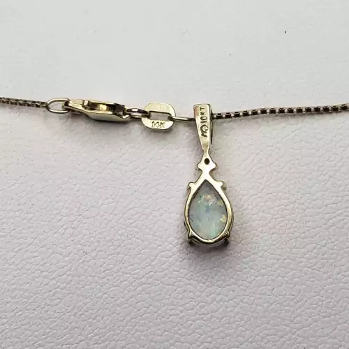 14K Yellow Gold Ladies Box Necklace with 10K Opal Pendent 22in B8-4