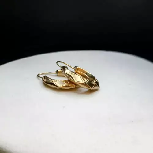 14K Yellow Gold Oval Etched Hoop Earrings – 15mm (5/8