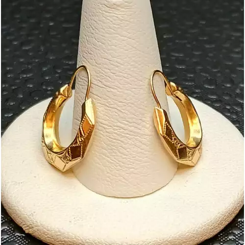14K Yellow Gold Oval Etched Hoop Earrings – 15mm (5/8