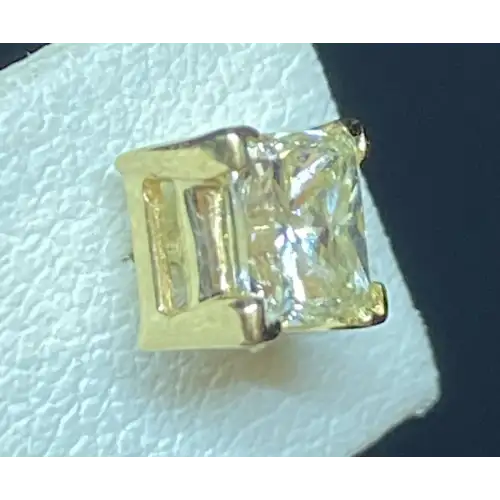 14K Yellow Gold Princess Cut Diamond Stud Earrings 1.0ctw. B5-1 (2)