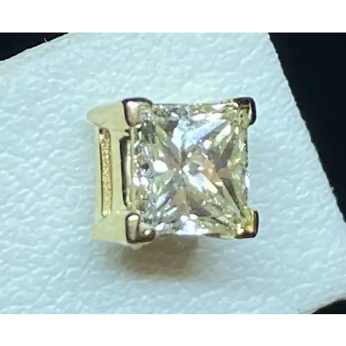 14K Yellow Gold Princess Cut Diamond Stud Earrings 1.0ctw. B5-1 (3)