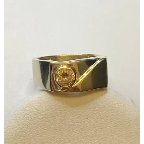 18K Gold Ring , with .70 CT.  Unique Champagne Diamond (2)