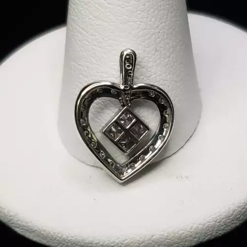 18K White Gold Pendulum Diamond Heart Pendant .33tcw S10BO12-7 (2)