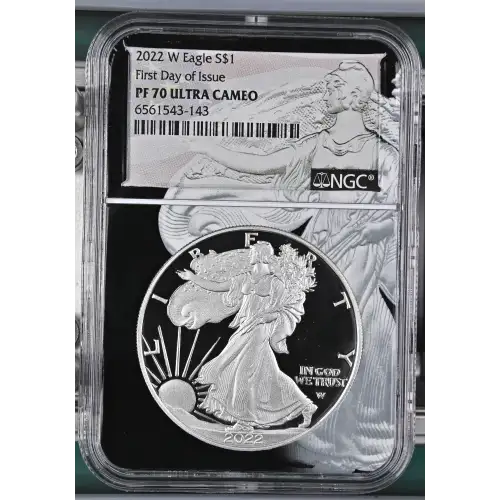 2022 W First Day of Issue ULTRA CAMEO (2)