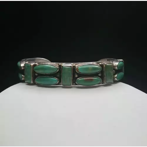 Vintage Navajo Sterling Silver & Turquoise Cuff Bracelet - B11-7 (4)